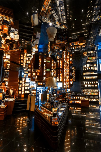 如何在茫茫人海中找到以前的老同学？