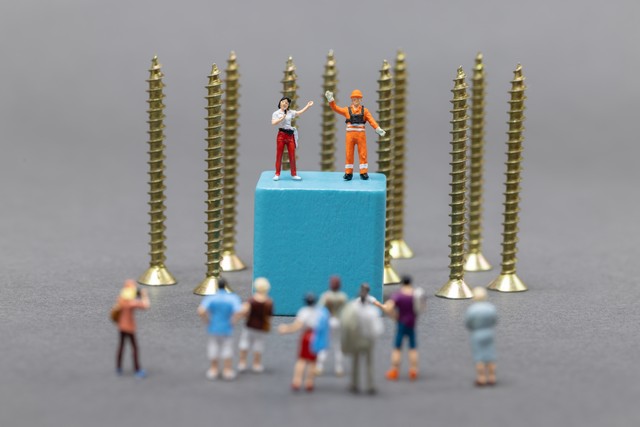 如何在茫茫人海中找到以前的老同学？