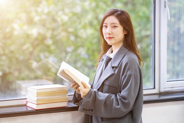 如何在茫茫人海中找到以前的老同学？