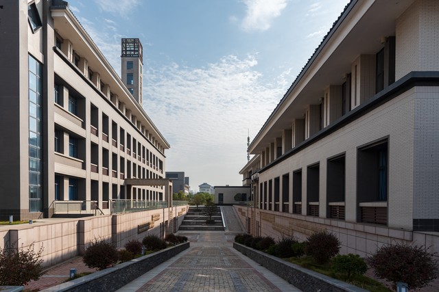 网上怎么找老同学 (找老同学上哪个网)