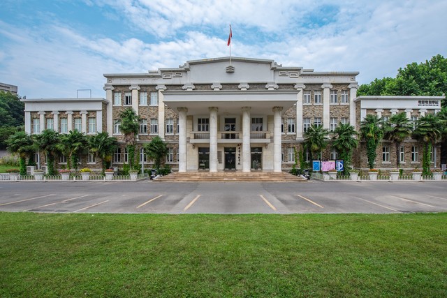 网上怎么找老同学 (找老同学上哪个网)